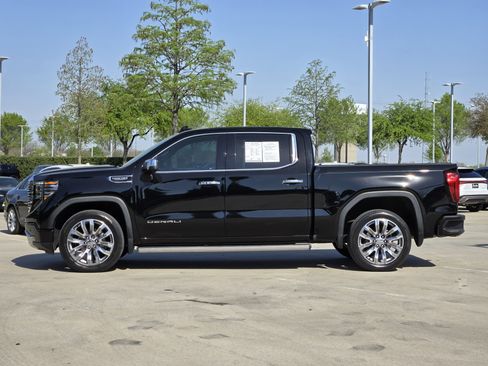 Used 2022 GMC Sierra 1500 Denali w/ Denali Reserve Package image 3