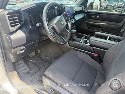Used 2025 Toyota Tundra SR5 w/ SR5 Convenience Package AWD/4WD image 15