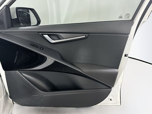 Used 2023 Kia Niro Wave image 33