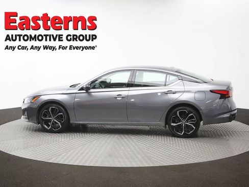Used 2023 Nissan Altima 2.5 SR AWD/4WD image 60