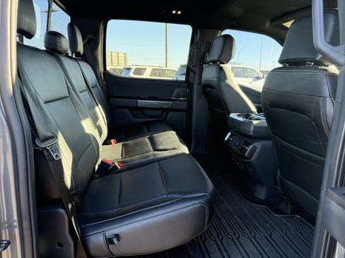 Used 2022 Ford F150 XLT w/ Equipment Group 302A High image 11