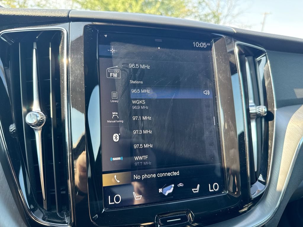Used 2019 Volvo XC60 T5 Momentum w/ Advanced Package AWD/4WD image 14