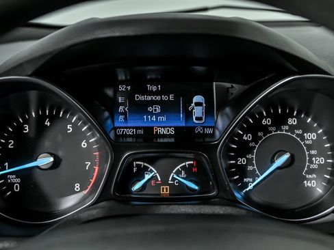 Used 2018 Ford Escape SE image 22