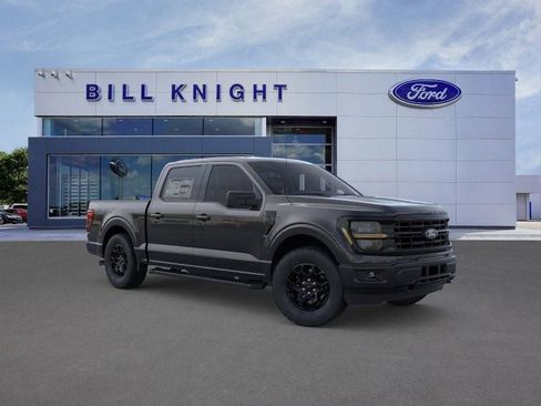 New 2026 Ford F150 XLT w/ XLT Black Appearance Package AWD/4WD image 7