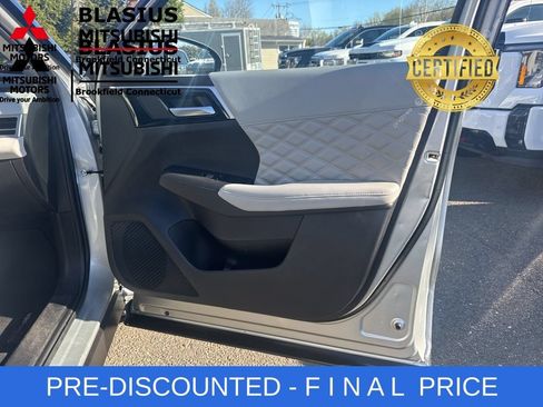 Used 2022 Mitsubishi Outlander SEL AWD/4WD image 32