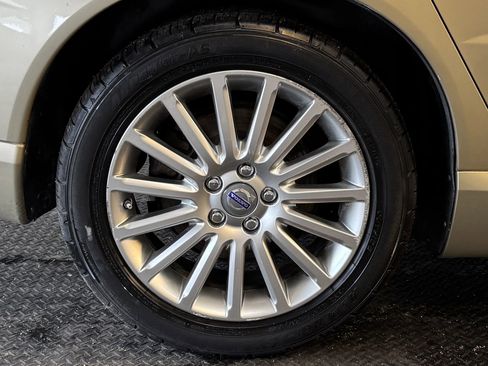 Used 2007 Volvo S80 3.2 image 11