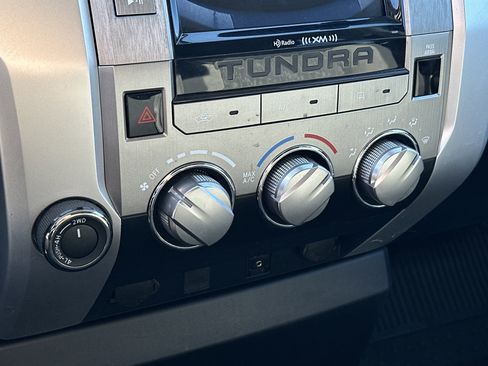 Used 2018 Toyota Tundra SR5 image 22