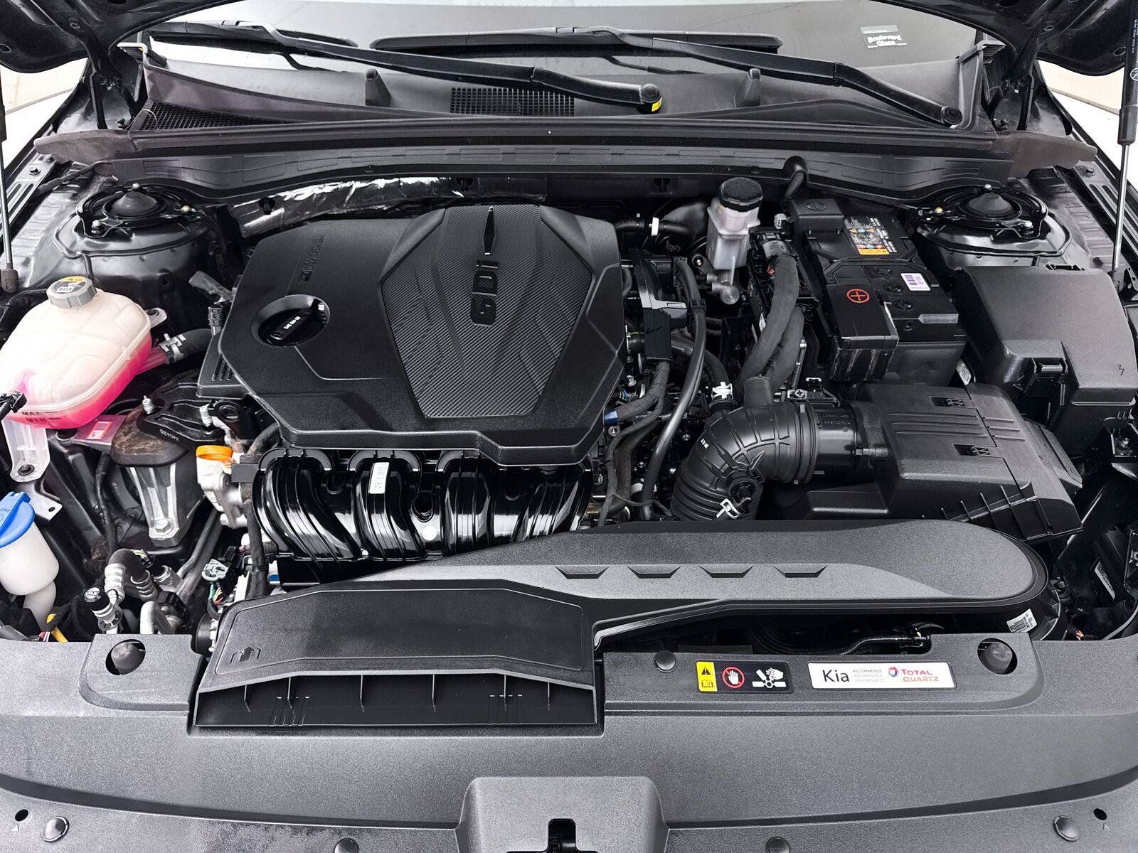 Used 2025 Kia K5 GT-Line w/ GT-Line Premium Package FWD image 10