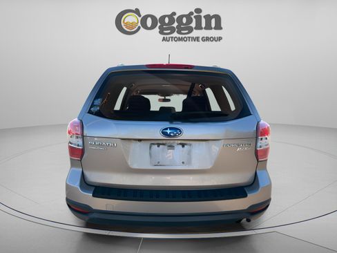 Used 2015 Subaru Forester 2.5i w/ Alloy Wheel Package image 4