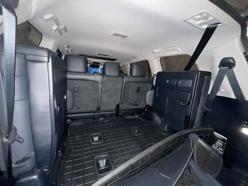 Used 2017 Lexus LX 570 4WD image 24