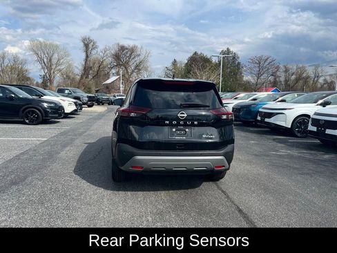 Used 2023 Nissan Rogue SV image 11