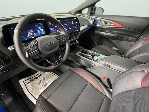 Certified 2026 Chevrolet Equinox EV RS AWD/4WD image 18