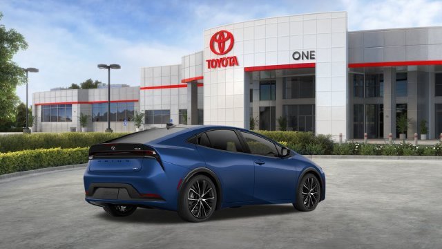New 2027 Toyota Prius XLE FWD image 13