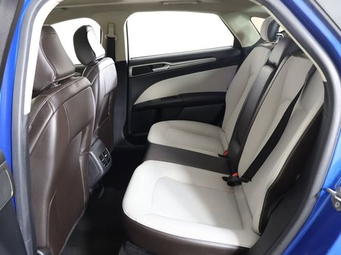 Used 2020 Ford Fusion SE w/ Equipment Group 151A image 32