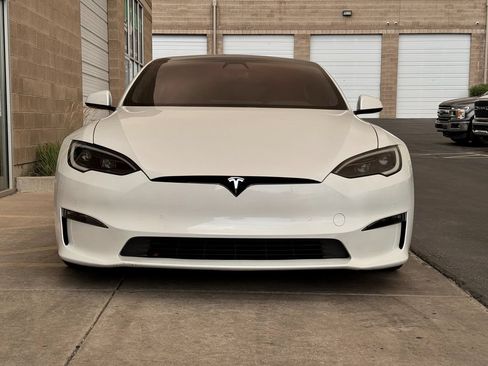 Used 2022 Tesla Model S Plaid AWD/4WD image 4