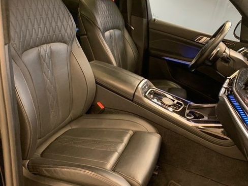 Used 2024 BMW X7 M60i AWD/4WD image 76