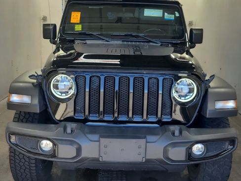 Used 2022 Jeep Wrangler Unlimited Sport AWD/4WD image 2