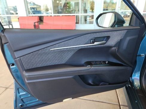 Certified 2025 Toyota Camry XLE image 13