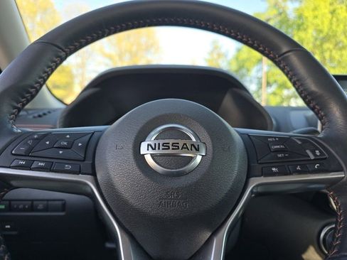 Used 2023 Nissan Sentra SR FWD image 30