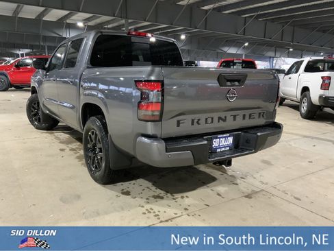 New 2026 Nissan Frontier SV w/ SV Convenience Package image 3