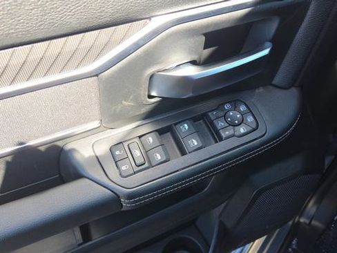 New 2026 RAM 3500 Big Horn AWD/4WD image 21