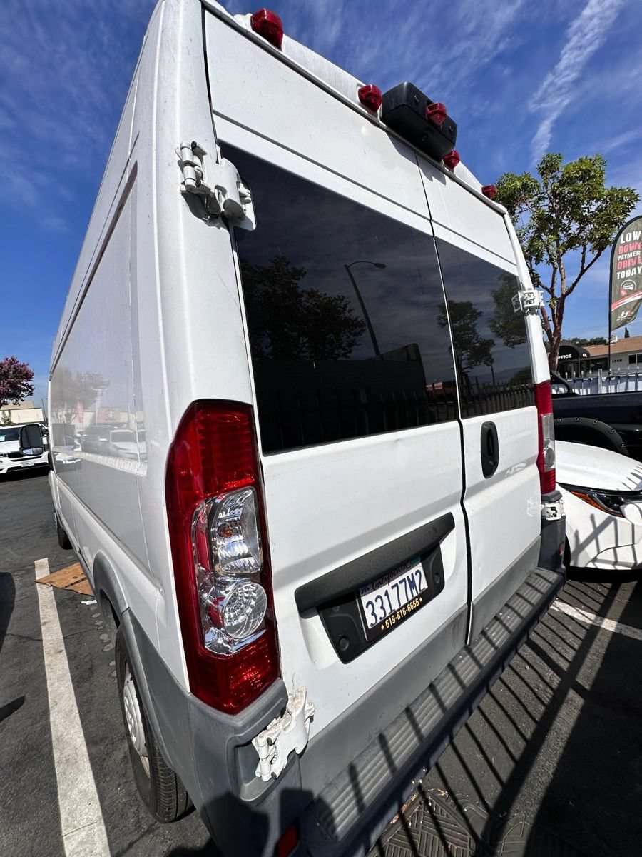 Used 2018 RAM ProMaster 2500 FWD image 9