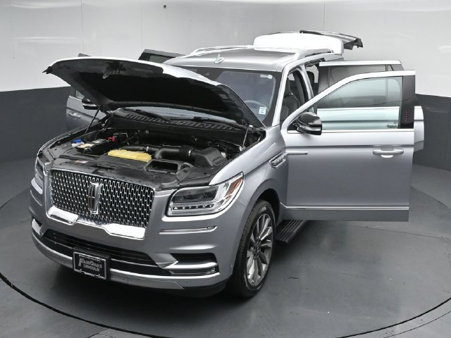 Used 2020 Lincoln Navigator Reserve w/ Luxury Package AWD/4WD image 57