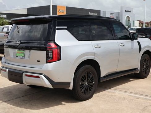 Used 2025 Nissan Armada SL w/ Captain's Chari Seat Package RWD image 6