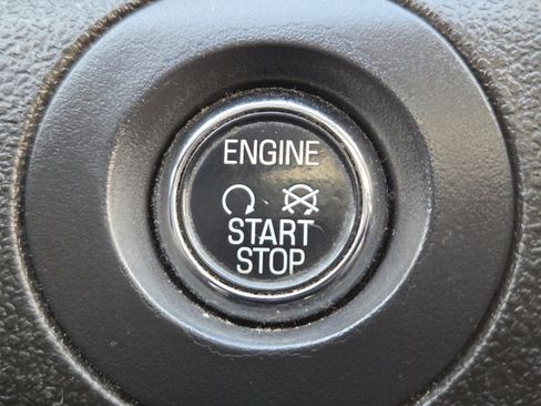 Used 2012 Ford Edge Limited image 29