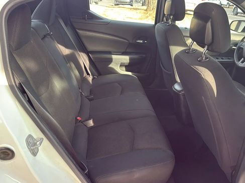 Used 2014 Dodge Avenger SE w/ Blacktop Package FWD image 19