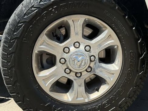 Used 2024 RAM 2500 Big Horn w/ Off Road Package AWD/4WD image 11