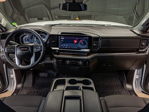 Used 2024 GMC Sierra 2500 SLE w/ SLE Convenience Package image 14