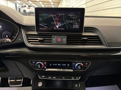 Used 2020 Audi SQ5 Premium Plus w/ Premium Plus Package AWD/4WD image 18