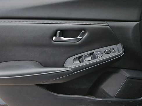 Certified 2025 Nissan Sentra SV w/ All-Weather Package image 17