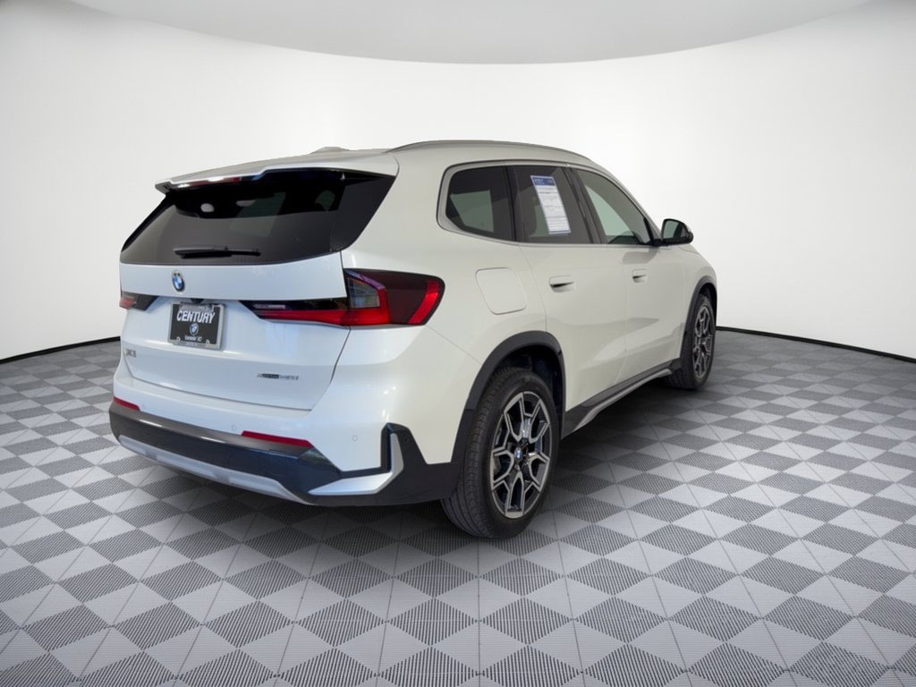 Certified 2026 BMW X1 xDrive28i AWD/4WD image 9
