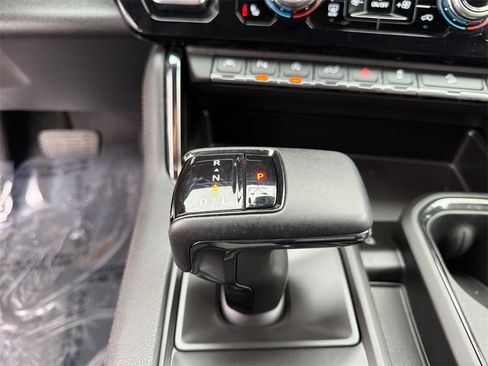 Used 2023 GMC Sierra 1500 AT4 w/ AT4 Preferred Package image 19