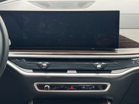 Certified 2024 BMW X5 xDrive50e w/ Premium Package image 24