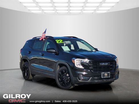 Used 2022 GMC Terrain SLE w/ Driver Convenience Package image 1