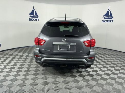 Used 2017 Nissan Pathfinder SL w/ SL Premium Package image 4