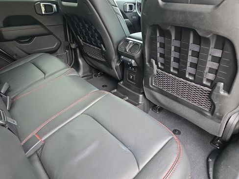 Used 2021 Jeep Wrangler Unlimited Rubicon AWD/4WD image 13