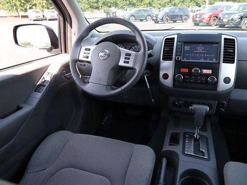 Used 2019 Nissan Frontier SV w/ Value Truck Package AWD/4WD image 22