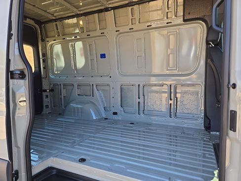 New 2025 Mercedes-Benz Sprinter 2500 image 13