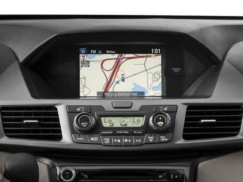 Used 2016 Honda Odyssey Touring image 16