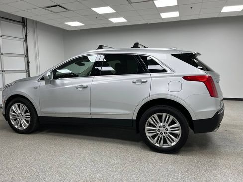 Used 2019 Cadillac XT5 Premium Luxury AWD/4WD image 6