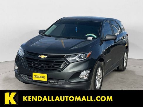 Used 2020 Chevrolet Equinox LS w/ LS Convenience Package image 1