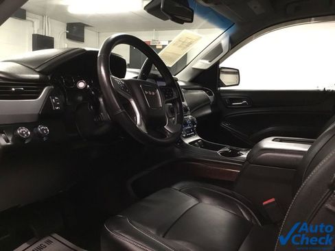 Used 2017 GMC Yukon SLT image 25