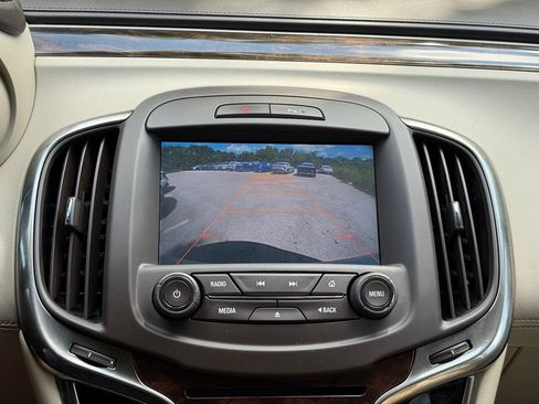 Used 2015 Buick LaCrosse Leather AWD/4WD image 40
