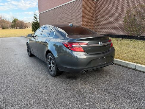 Used 2017 Buick Regal Sport Touring image 8