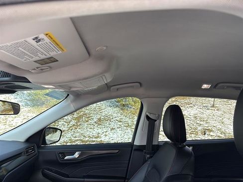 Certified 2022 Ford Escape SEL w/ SEL Stealth AWD Package image 15