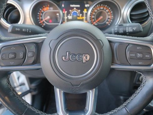 Used 2020 Jeep Wrangler Unlimited Sahara AWD/4WD image 26